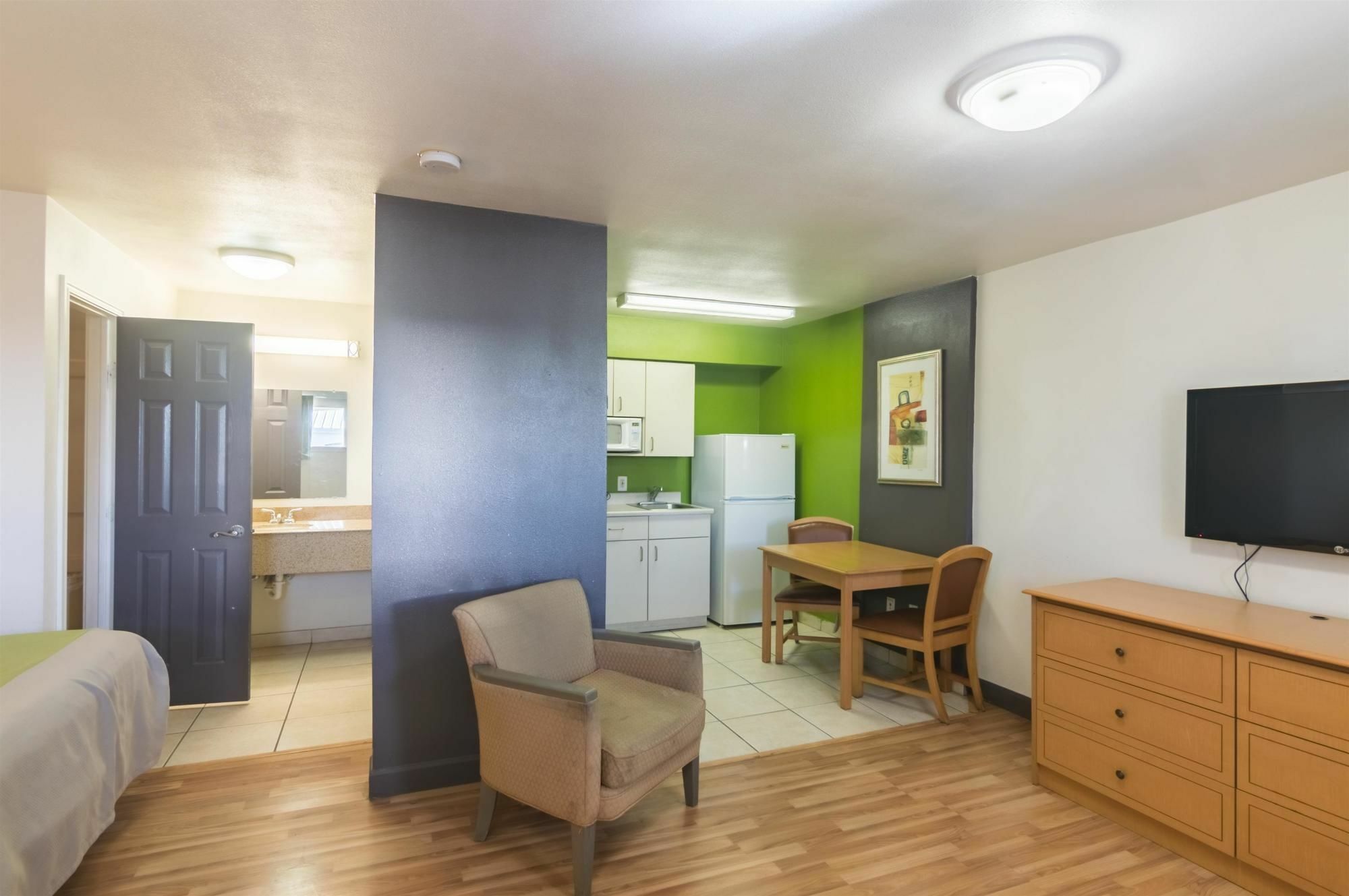 Extended Stay America Select Suites - Odessa Exterior photo
