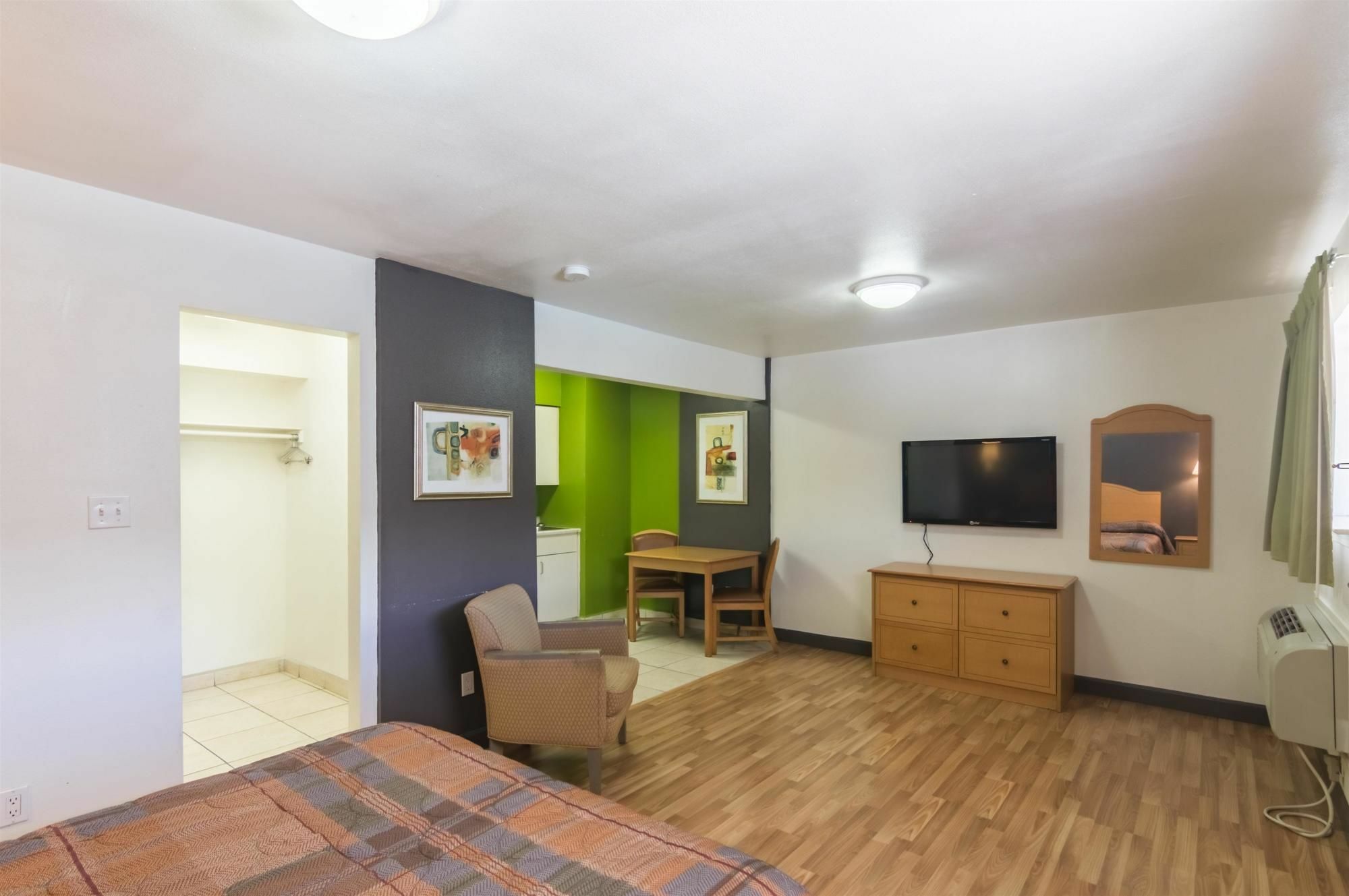 Extended Stay America Select Suites - Odessa Exterior photo